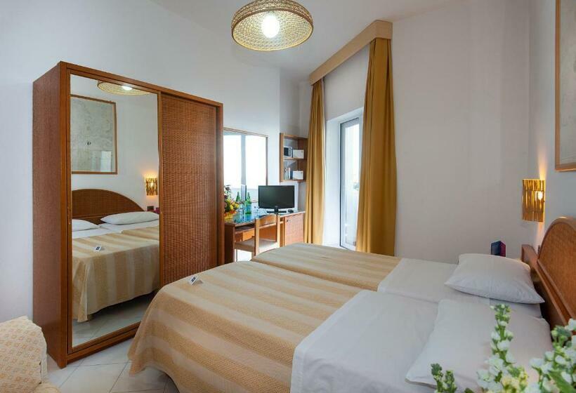 اتاق استاندارد سه نفره, Ecoresort Le Sirene   Caroli Hotels