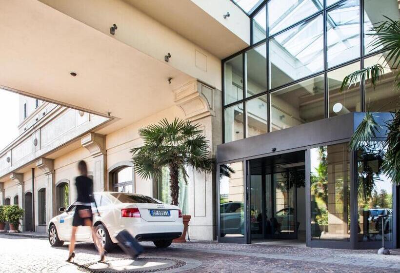 اتاق استاندارد, Cosmo Hotel Palace