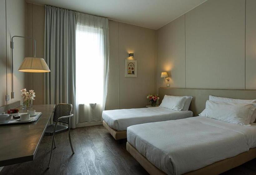 اتاق استاندارد, Cosmo Hotel Palace