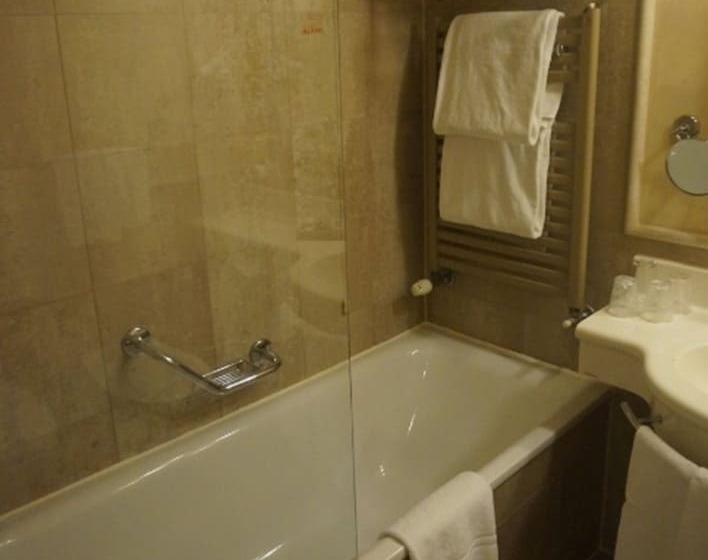 اتاق استاندارد, Cosmo Hotel Palace