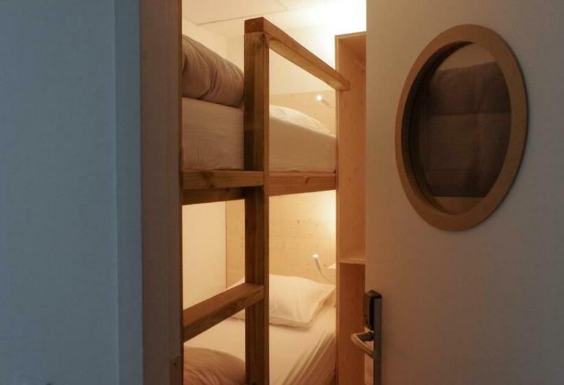 اتاق خانوادگی, Bodygo Hostel