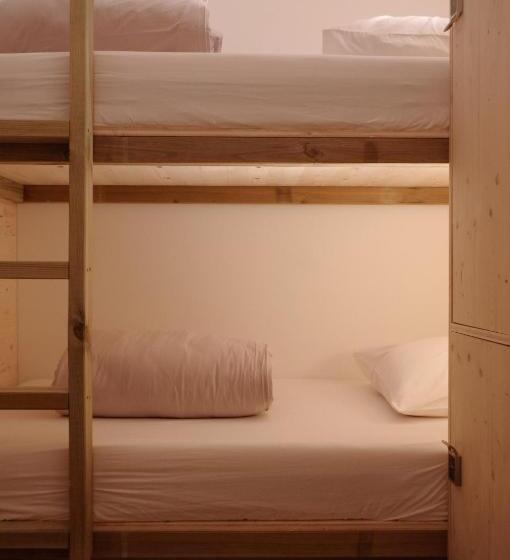 اتاق خانوادگی, Bodygo Hostel