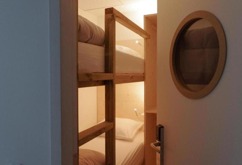 キャビン, Bodygo Hostel