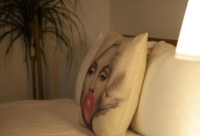 Quarto Estandar Cama Casal, Goom Hotel Haruyoshi