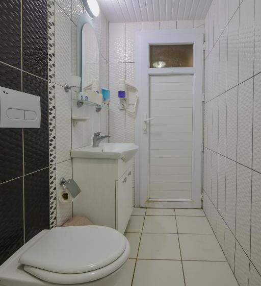 سوئیت کلاسیک, Huzur Royal