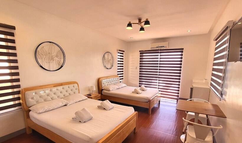 اتاق استاندارد چهار تخته, Bakasyunan Resort And Conference Center   Tanay