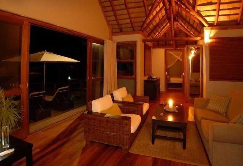 کلبه ییلاقی, Massinga Beach Lodge