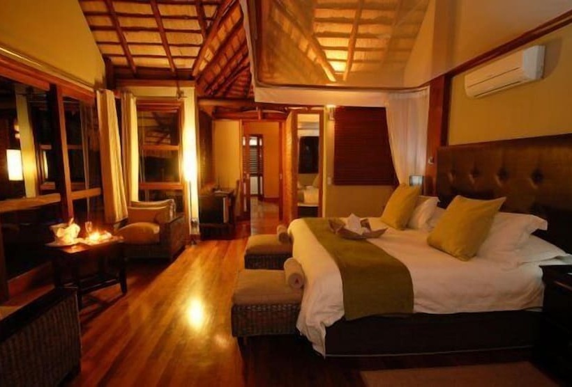 کلبه ییلاقی, Massinga Beach Lodge