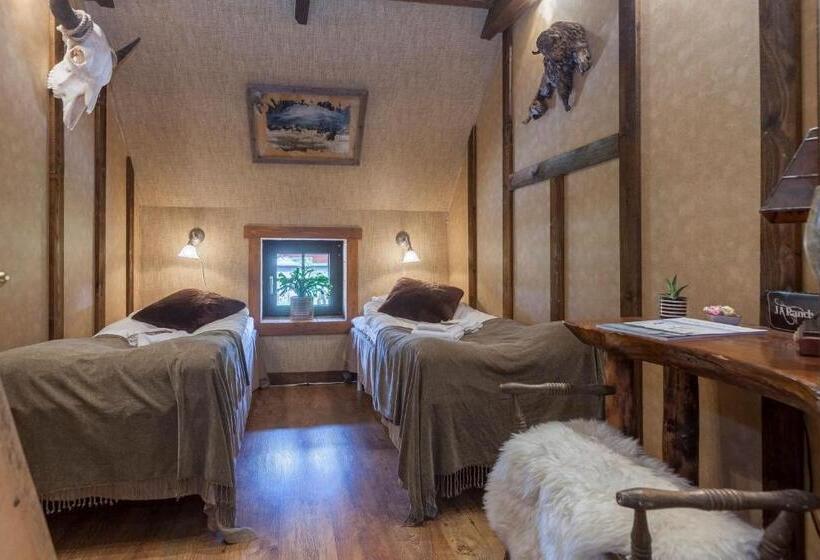 Семейный Номер Совместный Санузел, J A Ranch Bed & Breakfast