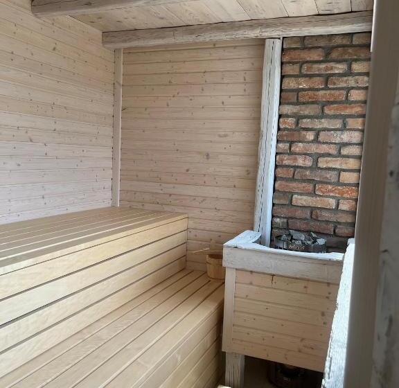 Люкс с Террасой, Penzion Primášé