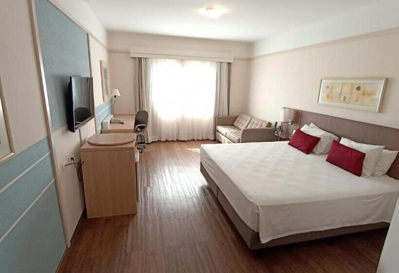 스탠다드 룸 킹사이즈 침대, Comfort Suites Londrina