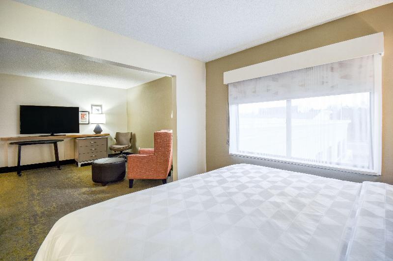 سوئیت با تخت بزرگ, Holiday Inn Allentown Bethlehem, An Ihg
