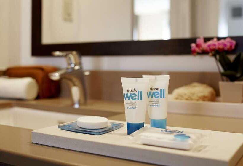 استودیوی لوکس, Hyatt House Dallas Lincoln Park