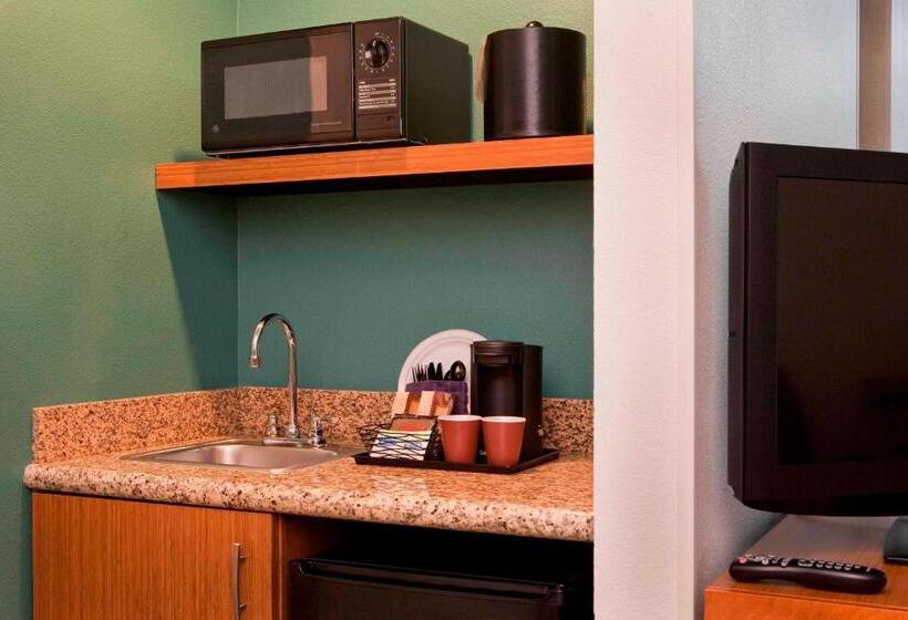 استودیوی استاندارد, Springhill Suites Boston Peabody