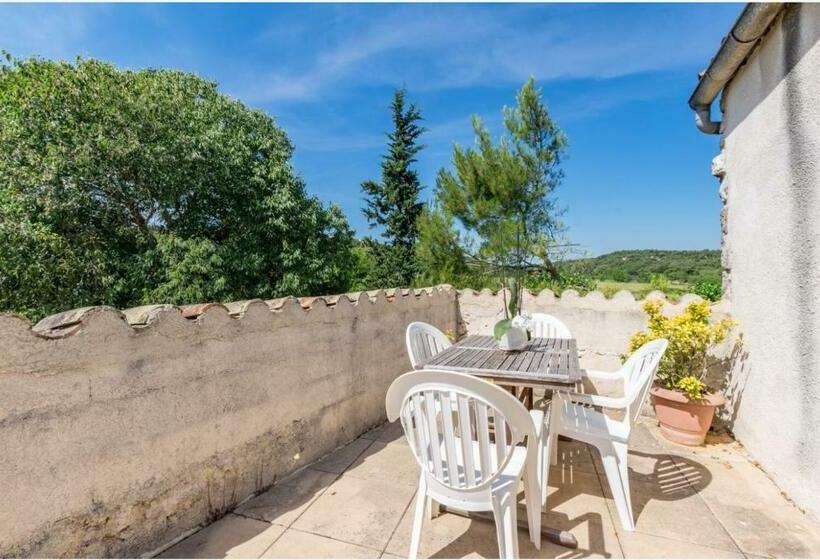 Номер Стандарт с Террасой, Auberge De Saugras