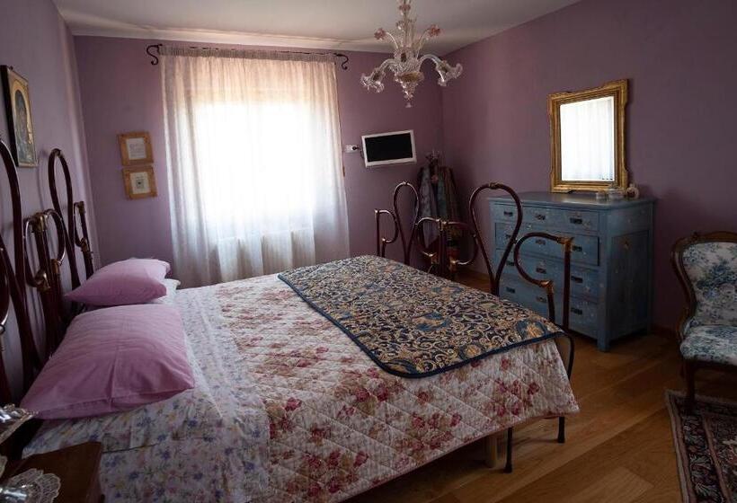 经济房, B&b Pino Cedro