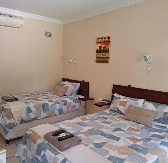패밀리 룸, Lepha Guest House