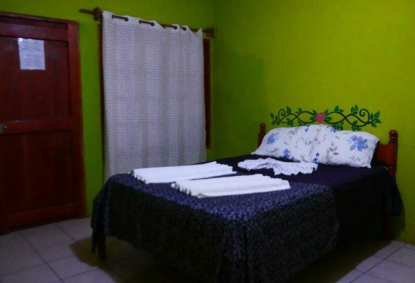 اتاق استاندارد, Restaurante Los Cocos