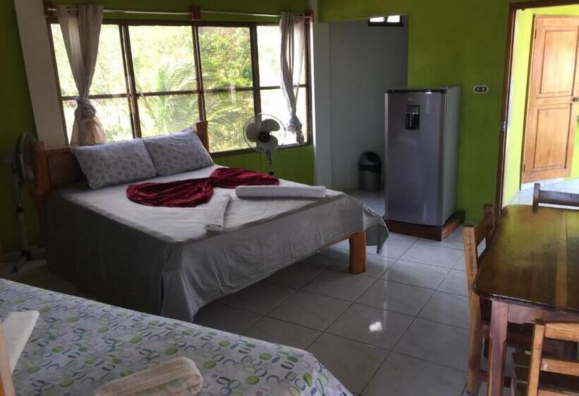 1 Bedroom Apartment Lake View, Restaurante Los Cocos