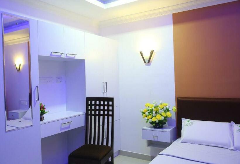Номер Deluxe с Балконом, Hydel Palace Athirappilly By Bestinn Leisure