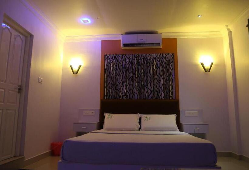 Номер Deluxe с Балконом, Hydel Palace Athirappilly By Bestinn Leisure