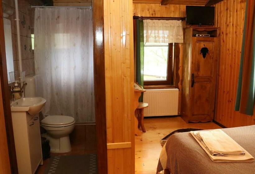 Номер Стандарт, Casa Bunicii
