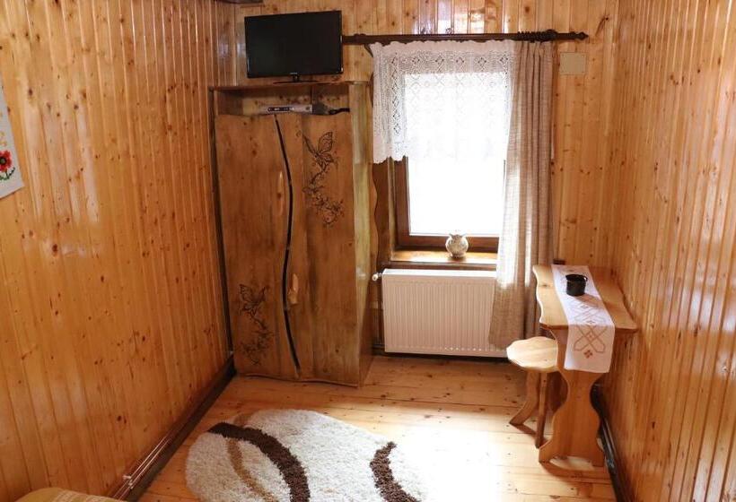 Номер Стандарт, Casa Bunicii