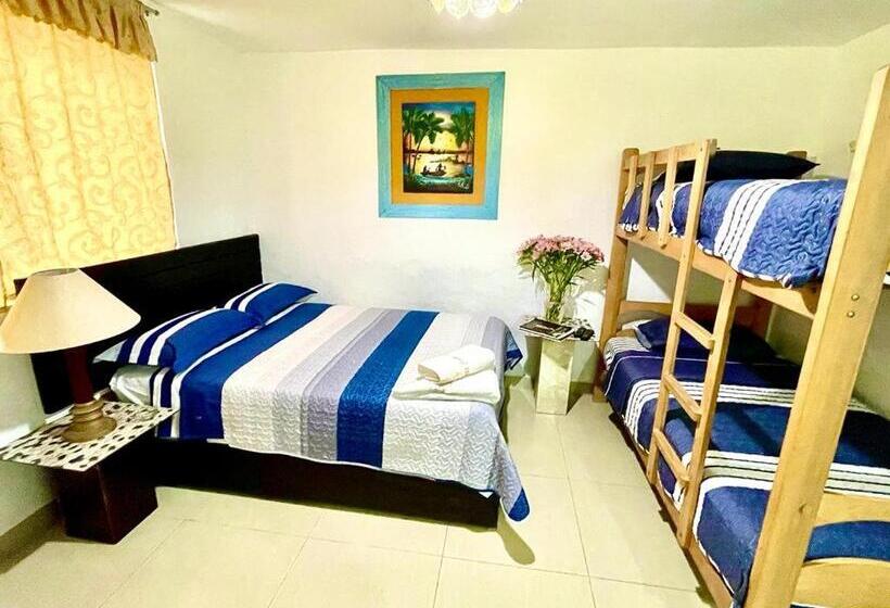 اتاق خانوادگی, Hostal Ocean Pacifico