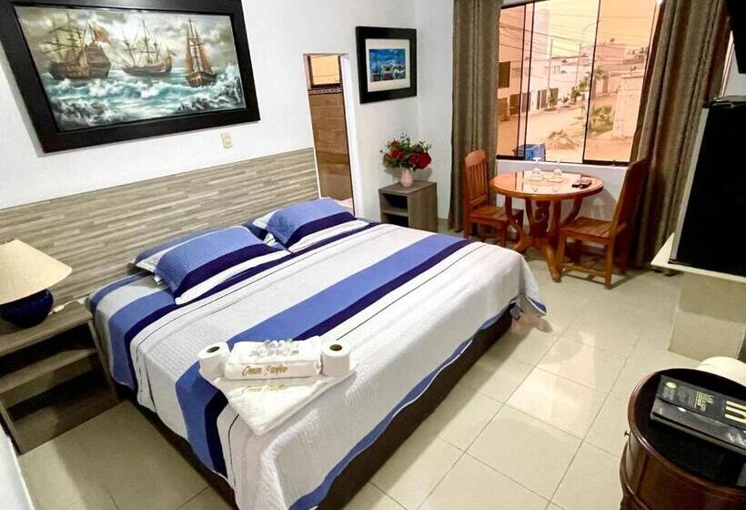 سوییت جونیور, Hostal Ocean Pacifico