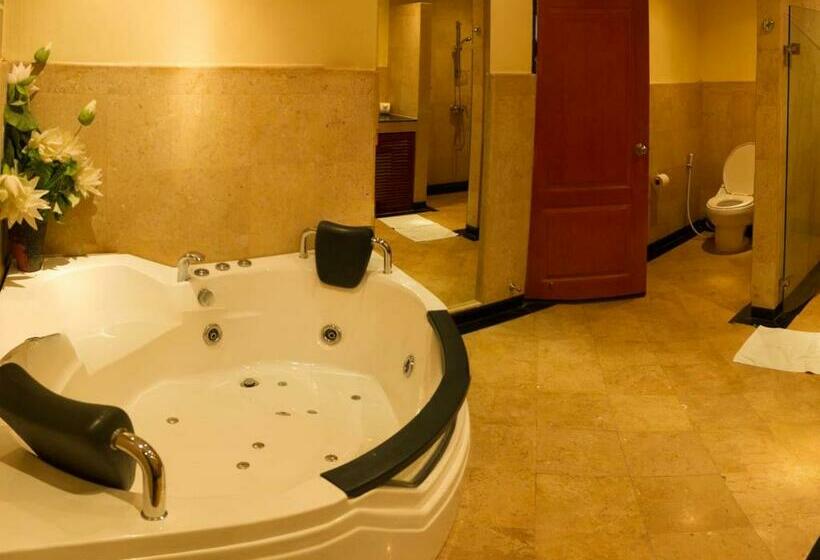 2침실 디럭스 풀빌라, Vip Chain Resort Pool Villa