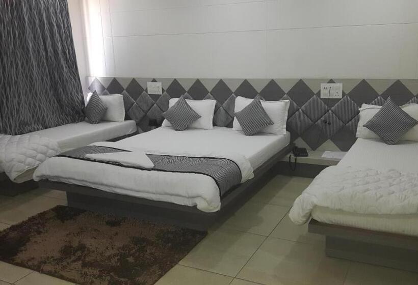 Family Suite, Darshan Naroda