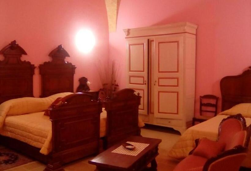Трехместный Номер Deluxe, Palazzo Mellacqua