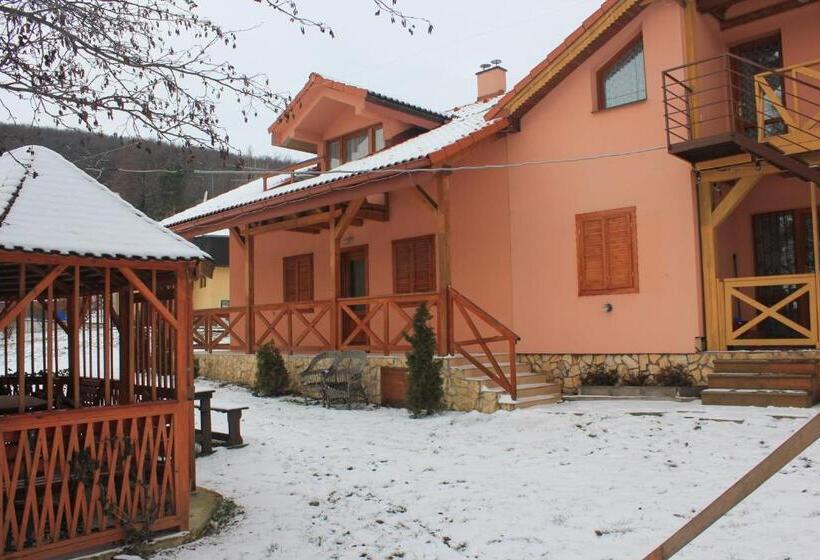 Апартаменты 1 Спальня с Террасой, Apartmany U Janka Vinné Jazero