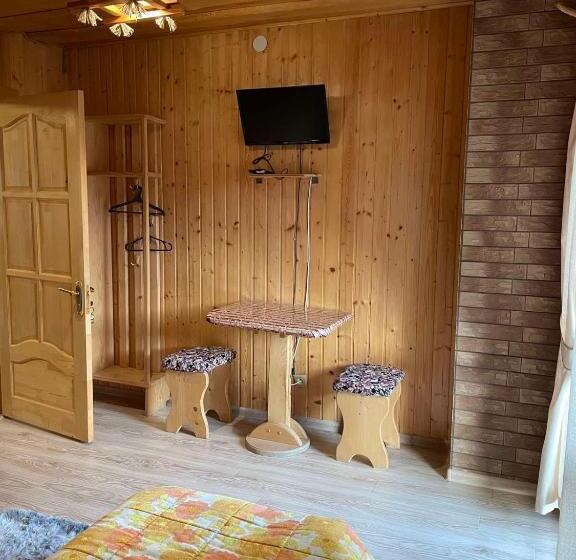 Номер Стандарт Совместная Ванная, Sadyba Sunny House