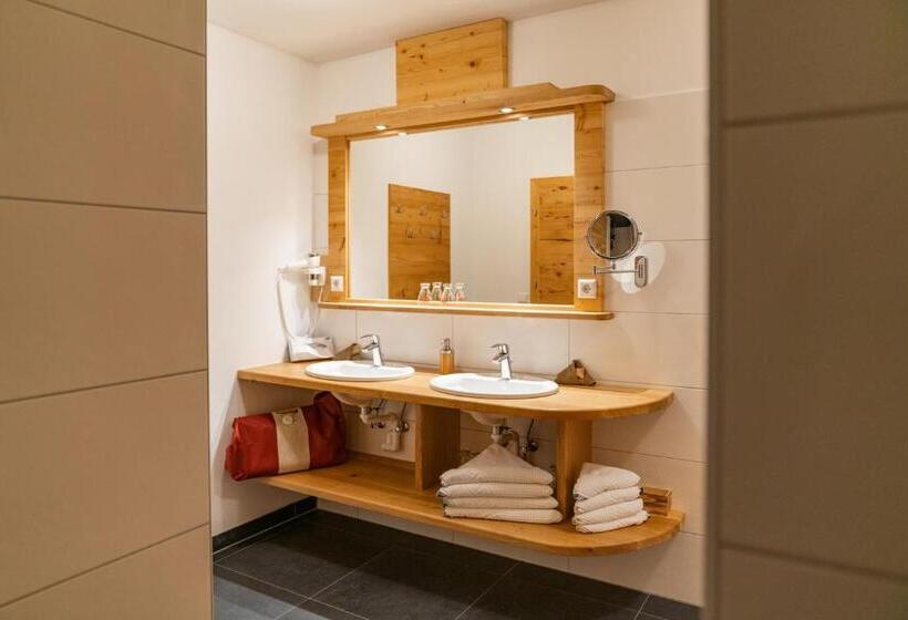 Апартаменты 2 Спальни, Sport & Familienhotel Bärenwirt