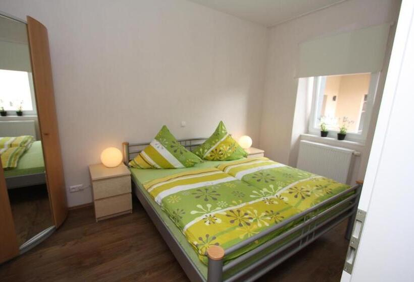 Апартаменты 1 Спальня, Eifelhof Brohl