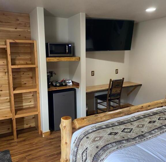 Люкс Deluxe Кровать Кинг, Summit Lake Lodge