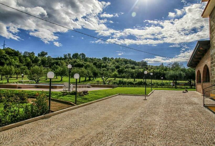 Номер Стандарт, Tenuta Cerreto
