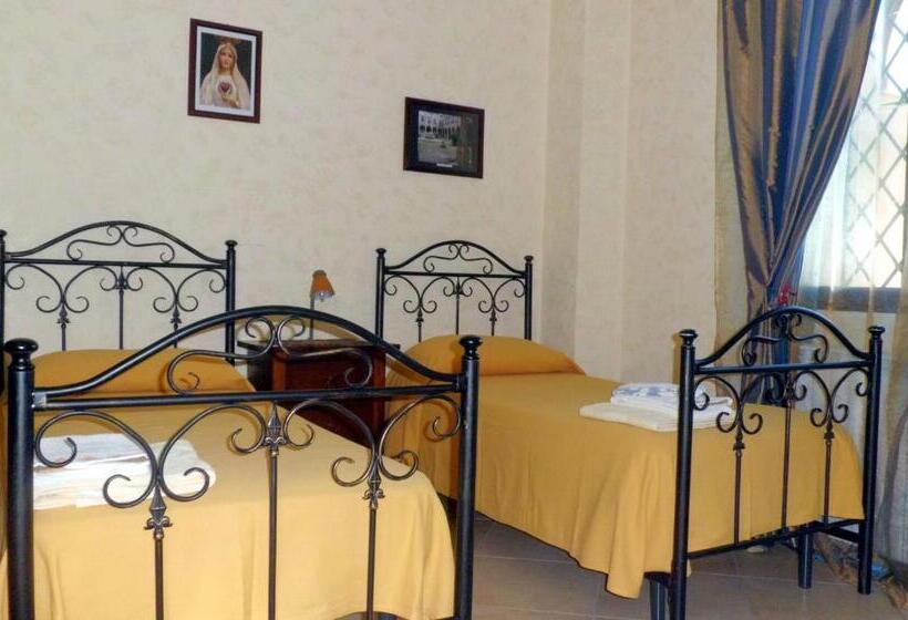 Номер Стандарт Трехместный, Casa Vacanze Prezioso