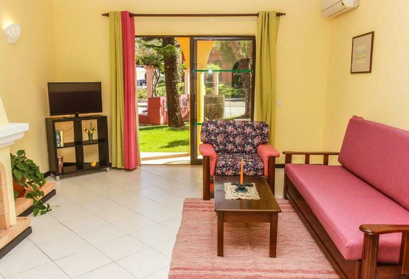 Апартаменты 1 Спальня, Colina Village