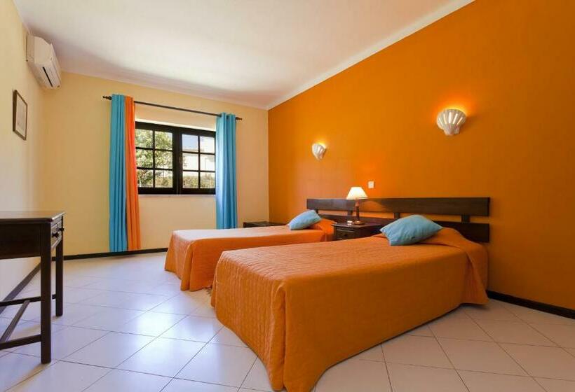 Апартаменты 1 Спальня, Colina Village