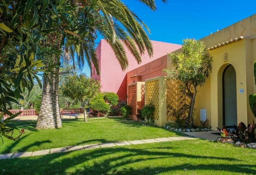 Апартаменты 2 Спальни, Colina Village