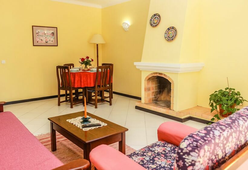 Апартаменты 2 Спальни, Colina Village