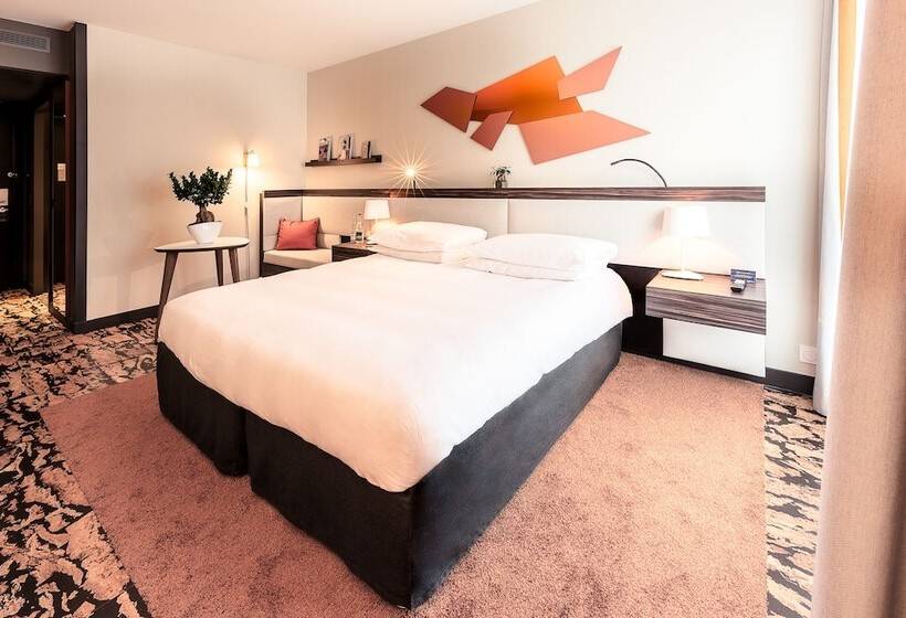 Номер Superior, Radisson Blu Hotel, Paris Boulogne