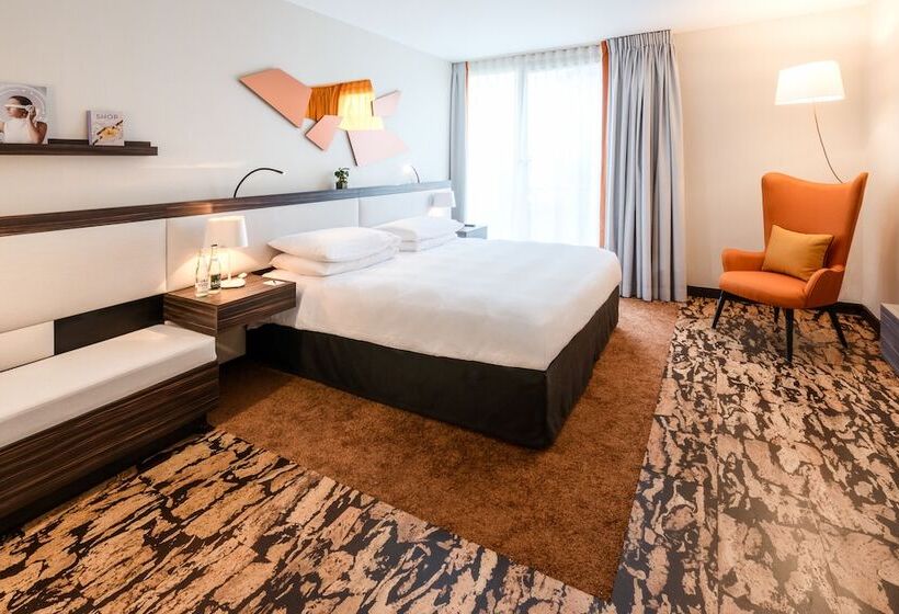 Номер Superior, Radisson Blu Hotel, Paris Boulogne