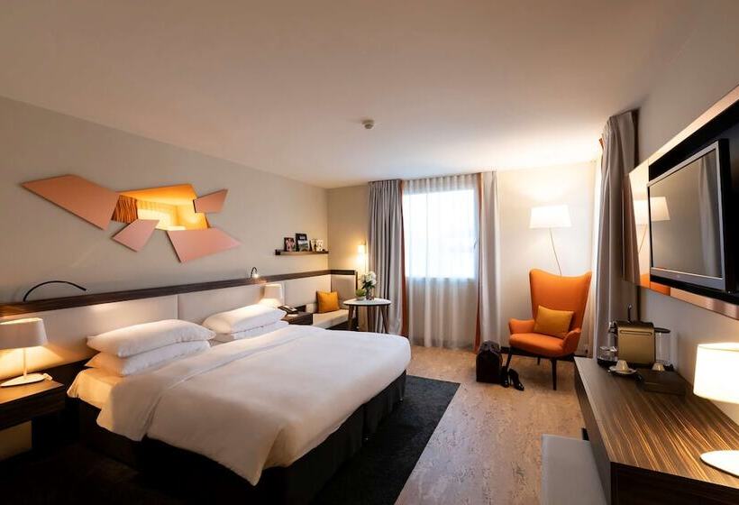 Люкс с Террасой, Radisson Blu Hotel, Paris Boulogne