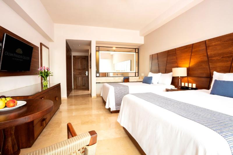 اتاق لوکس, Crown Paradise Golden All Inclusive Resort   Adults Only