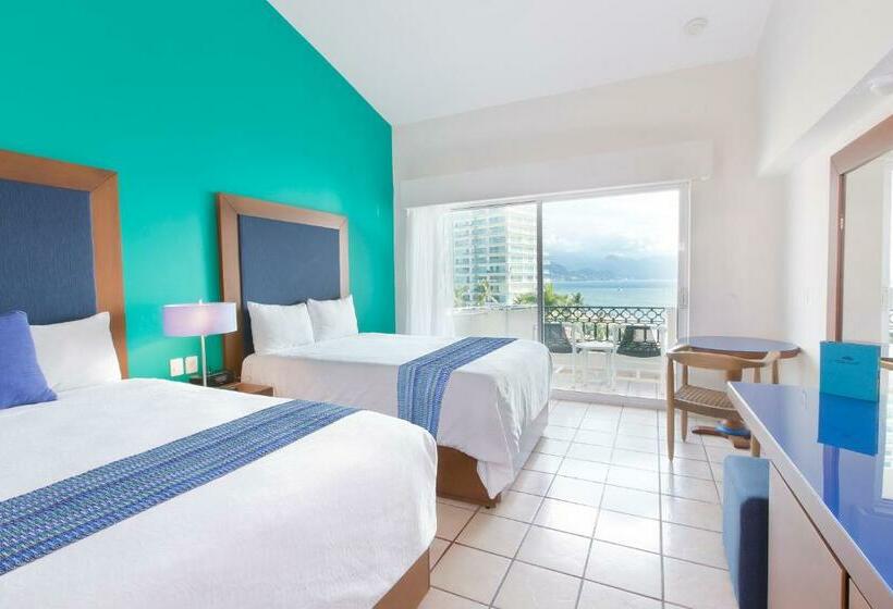 اتاق لوکس با چشم‌انداز دریا, Crown Paradise Golden All Inclusive Resort   Adults Only