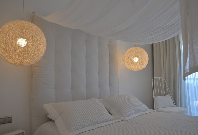 سوییت لوکس, Ino Hotel & Suites