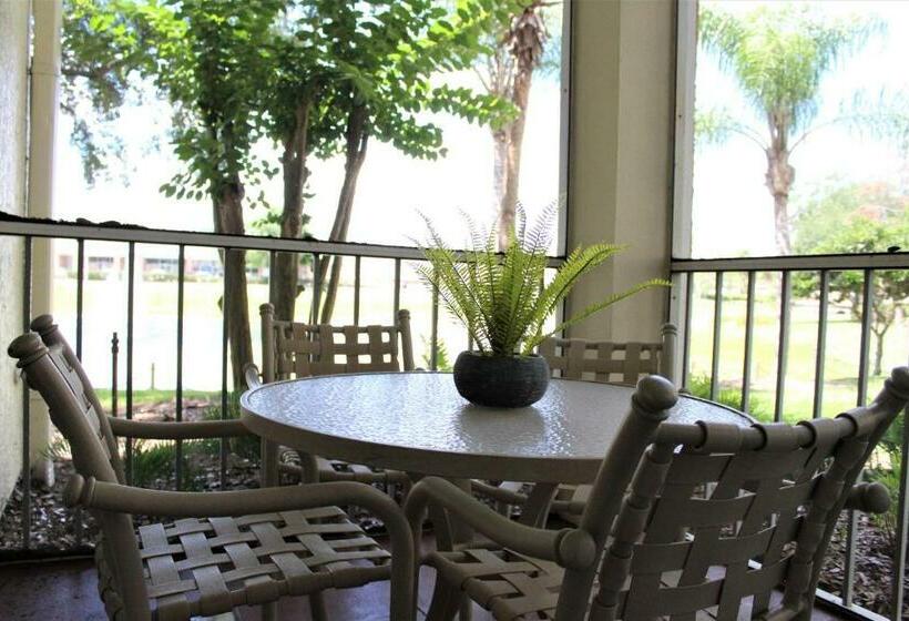 Студия Стандарт, Hilton Vacation Club Cypress Pointe Orlando